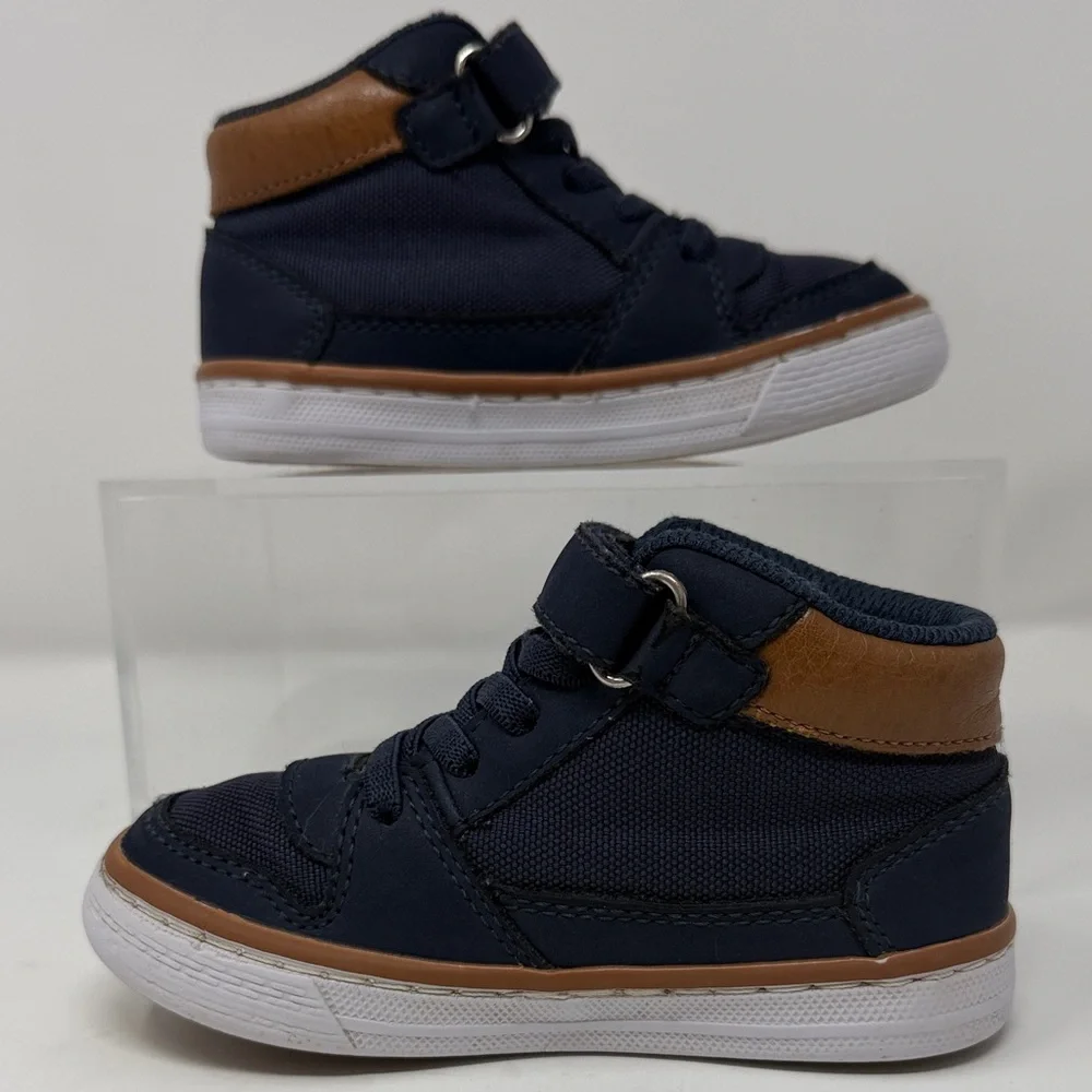 The Children's Place Navy and Brown Boys Cuff High-Top Sneakers Size 7